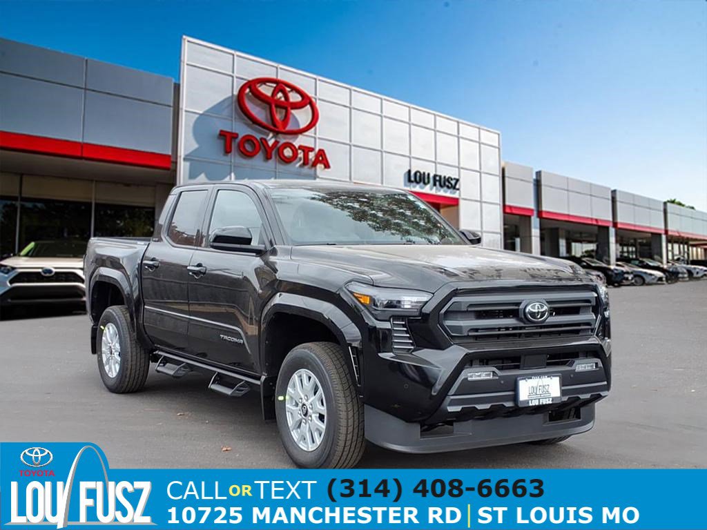 2025 Toyota Tacoma SR5's photo