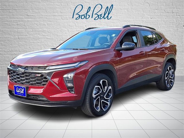 2025 Chevrolet Trax photo 3