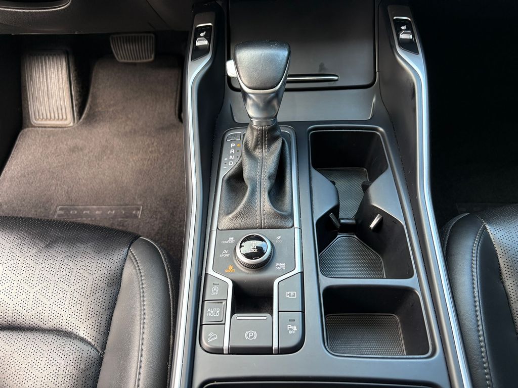 2023 Kia Sorento X-Line EX photo 18