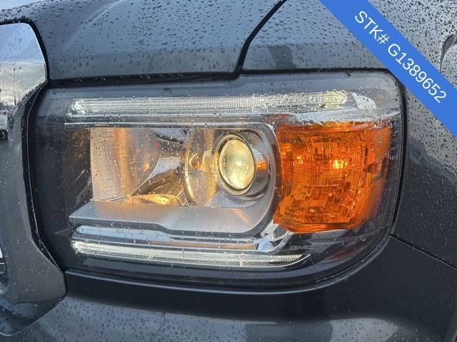 2016 Gmc Canyon SLT photo 4