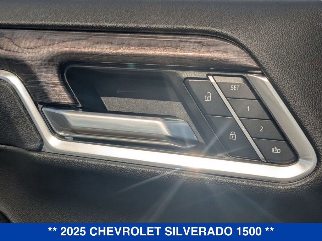 2025 Chevrolet Silverado 1500 LTZ photo 10