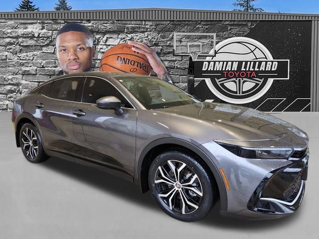 2024 Toyota Crown XLE's photo