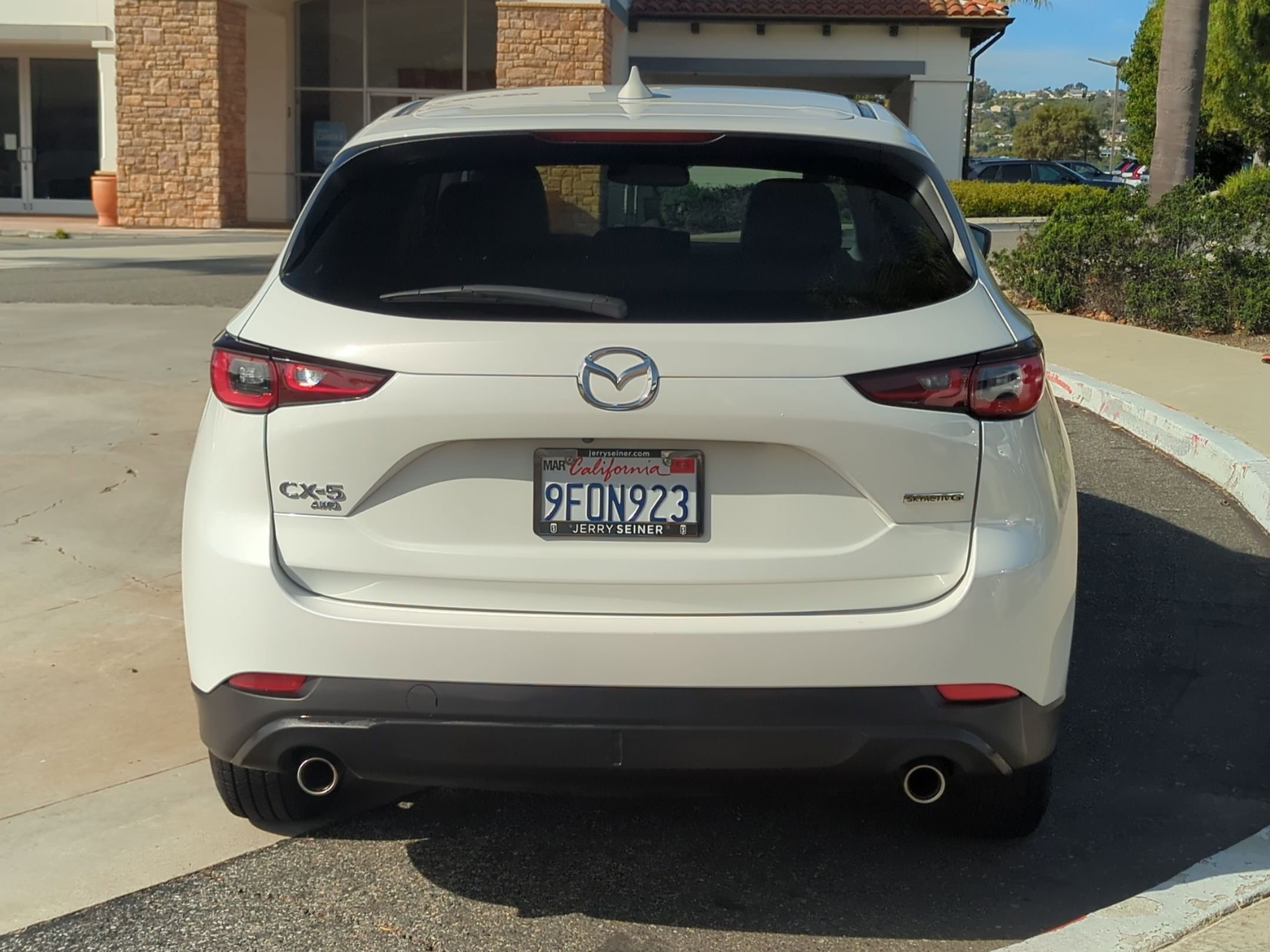 2023 Mazda CX-5 2.5 S Preferred photo 4