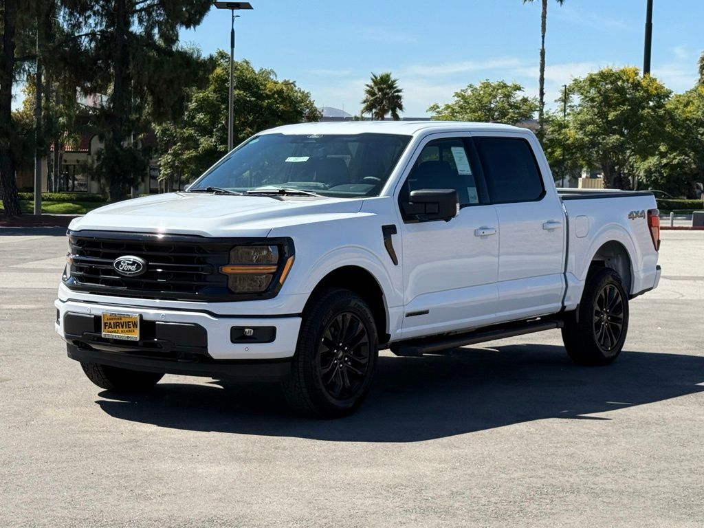 2025 Ford F-150 XLT photo 5