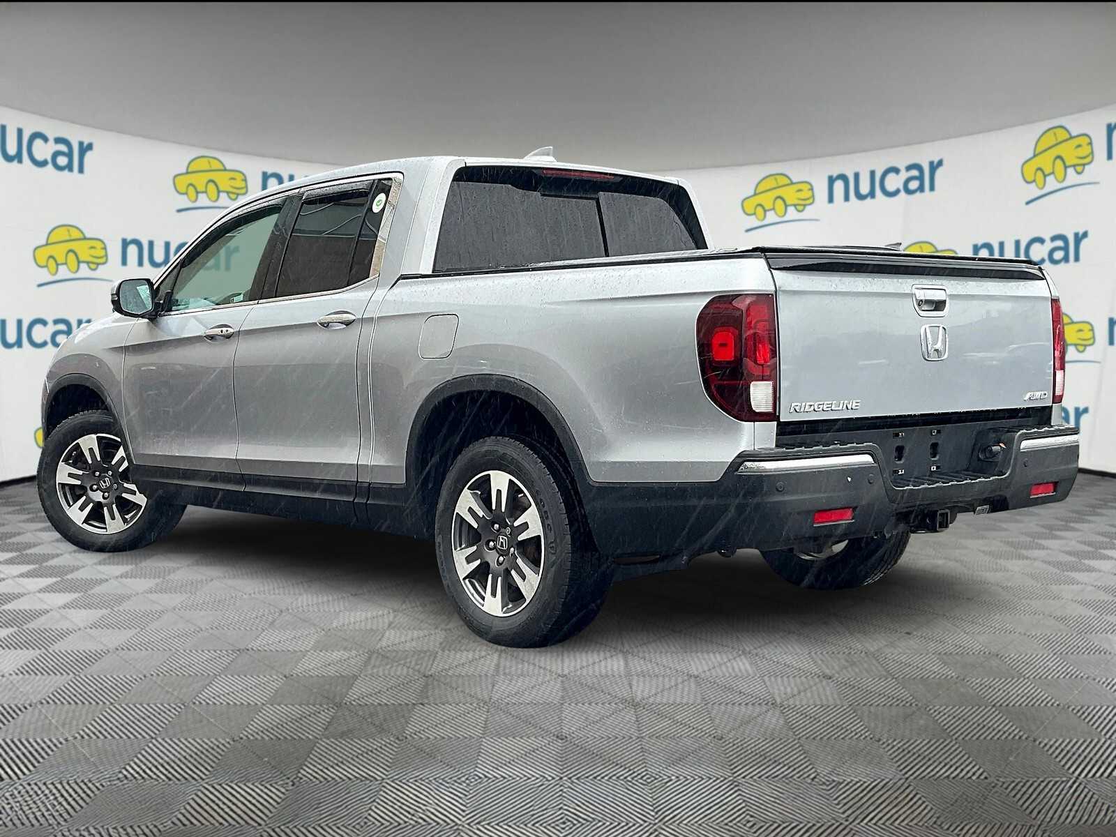 2019 Honda Ridgeline RTL-E photo 4