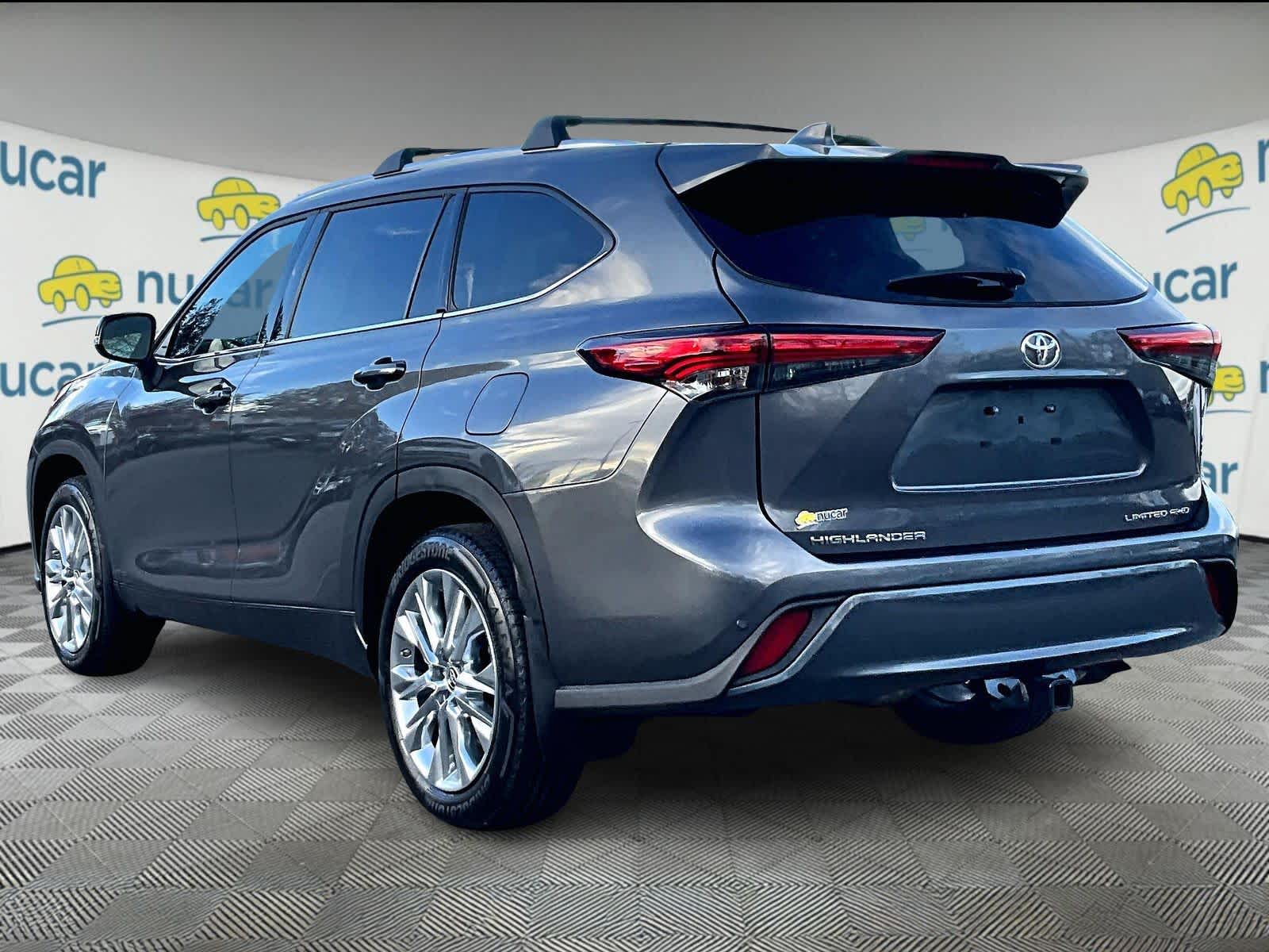 2023 Toyota Highlander Limited photo 4