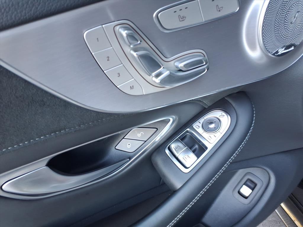 2020 Mercedes Benz C AMG 63 photo 8