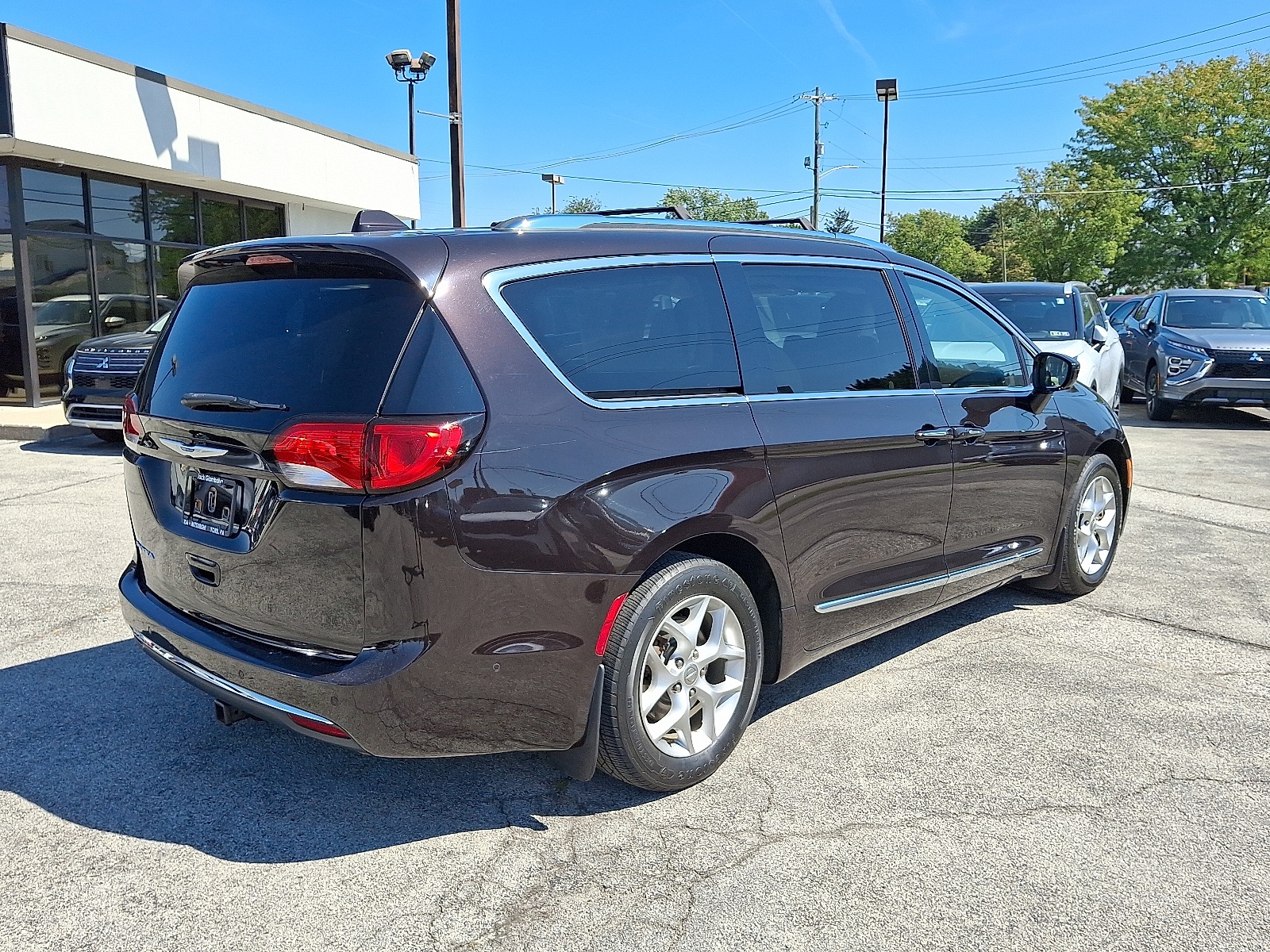 2019 Chrysler Pacifica Touring Plus photo 4