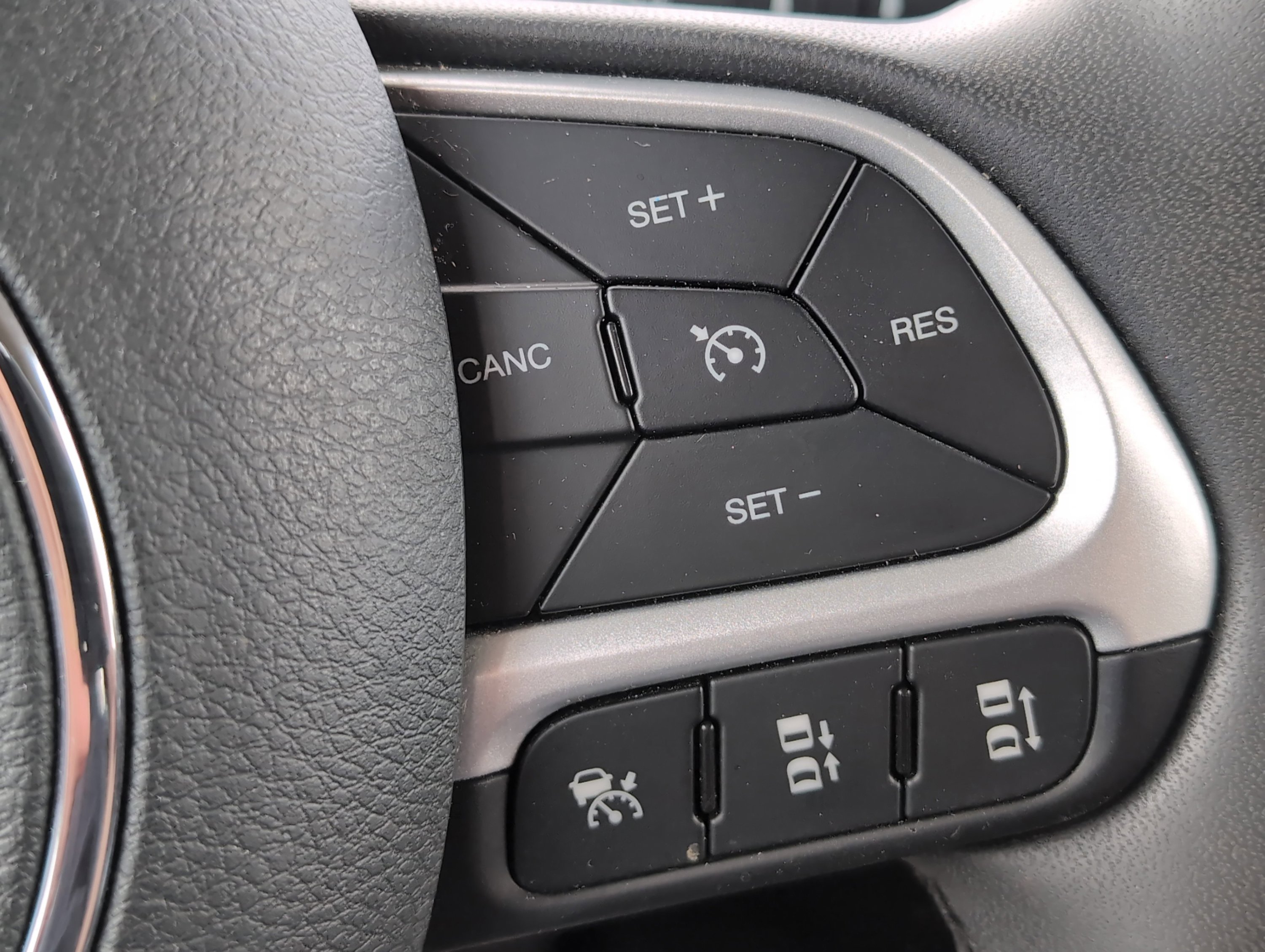 2021 Jeep Renegade Latitude photo 25