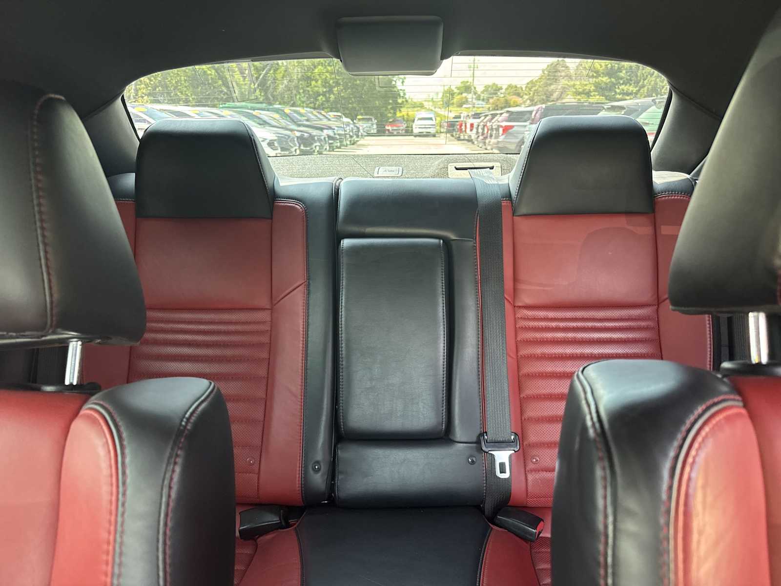 2015 Dodge Challenger R/T Plus Shaker photo 21