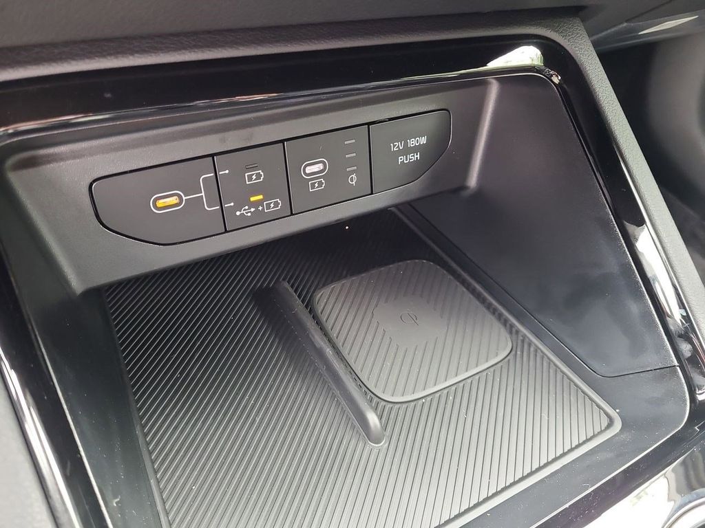 2026 Kia K5 GT-Line photo 22