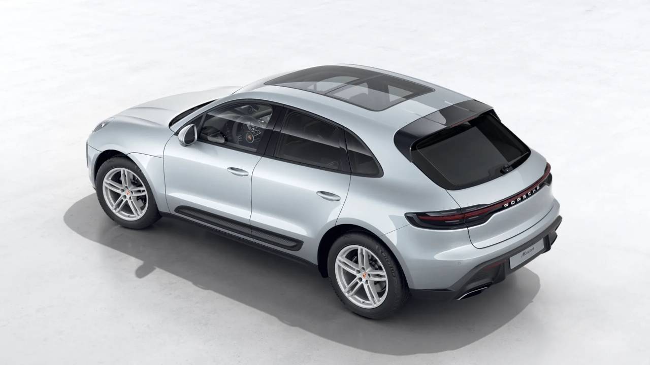 2026 Porsche Macan T photo 4