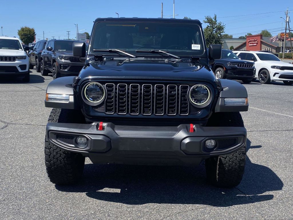 2024 Jeep Wrangler Rubicon photo 2