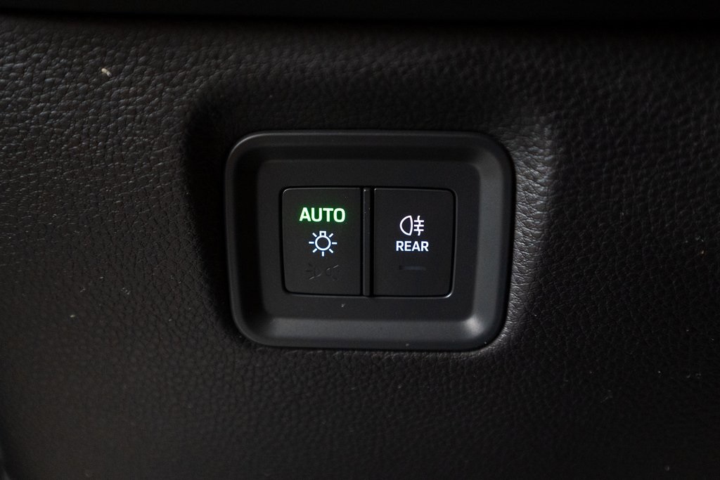 2024 Porsche Cayenne photo 20