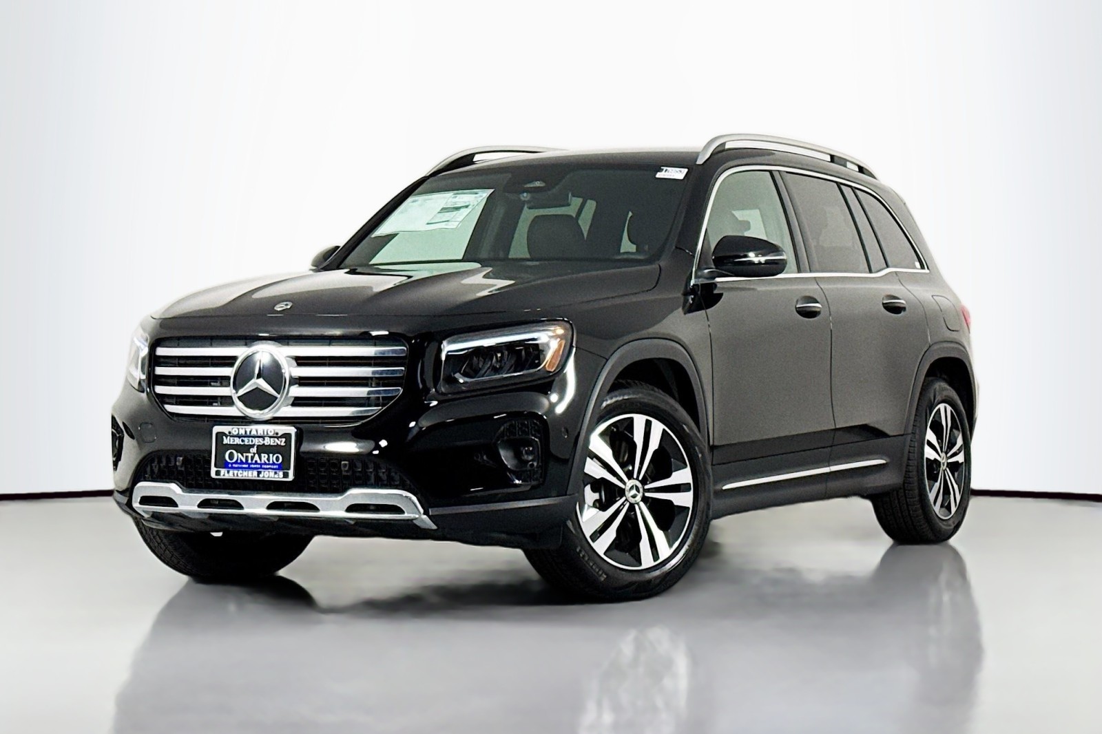 2025 Mercedes-Benz GLB Base