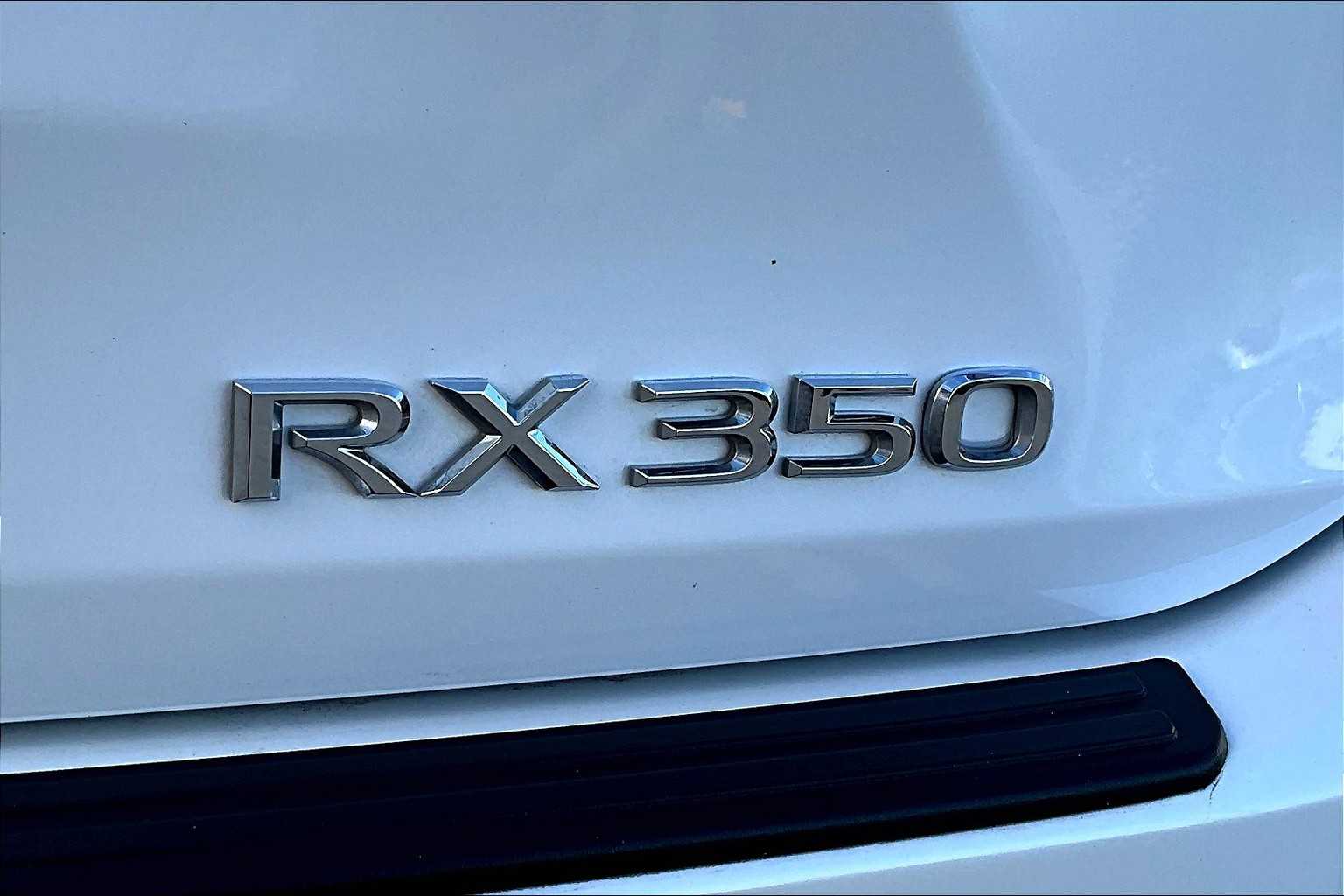 2022 Lexus RX photo 9