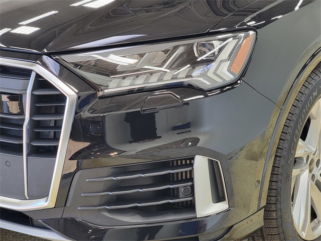 2023 Audi Q7 55 Prestige photo 11