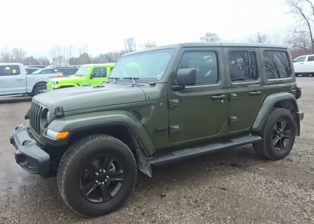 2023 Jeep Wrangler 4-Door Sahara Altitude's photo