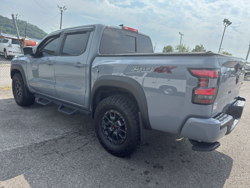 2024 Nissan Frontier PRO-4X photo 5