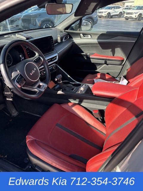 2023 Kia K5 GT-Line photo 4