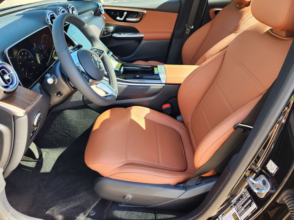 2026 Mercedes Benz GLC 300 4MATIC photo 12