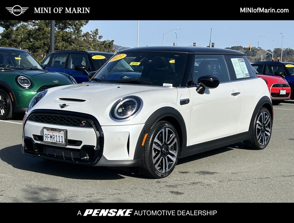 2023 MINI 3 Door S