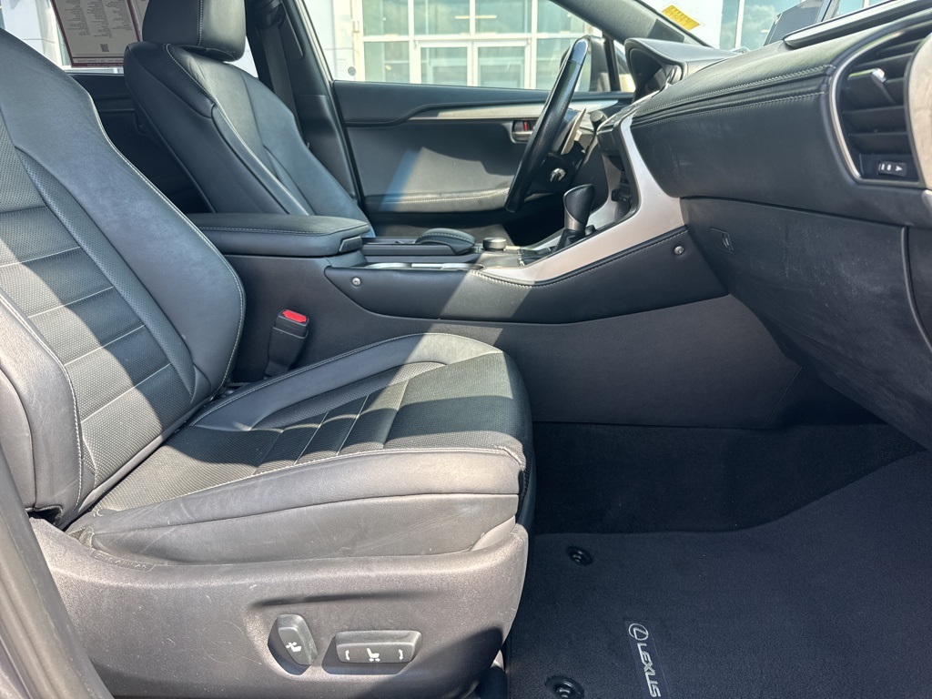 2017 Lexus NX 200t F SPORT photo 22