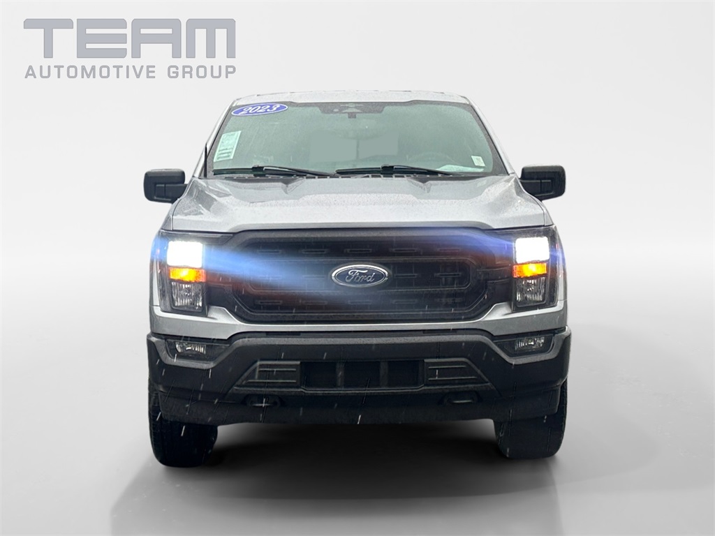 2023 Ford F-150 XL photo 2