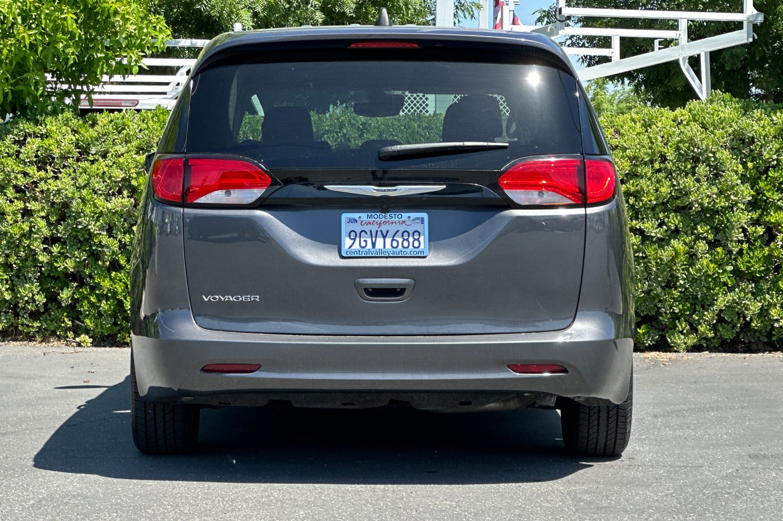 2023 Chrysler Pacifica LX photo 5