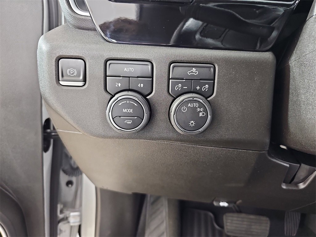 2022 Chevrolet Silverado 1500 LT photo 23