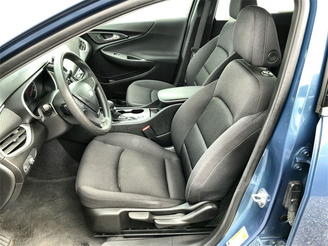 2024 Chevrolet Malibu LS photo 3