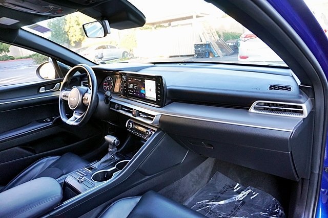 Used 2023 Blue Kia GT-Line image 9