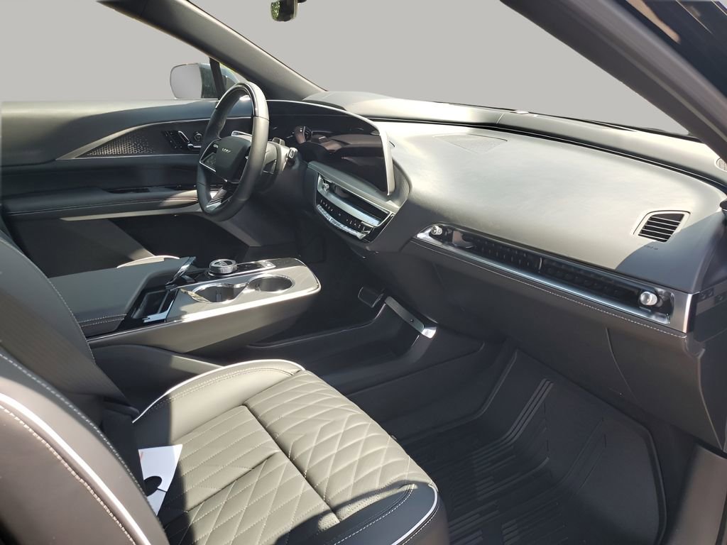 2026 Cadillac Lyriq photo 14