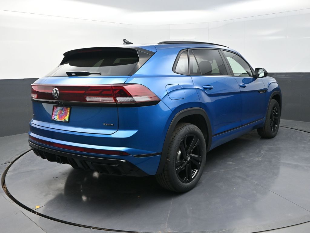 2025 Volkswagen Atlas Cross Sport SEL R-Line photo 4