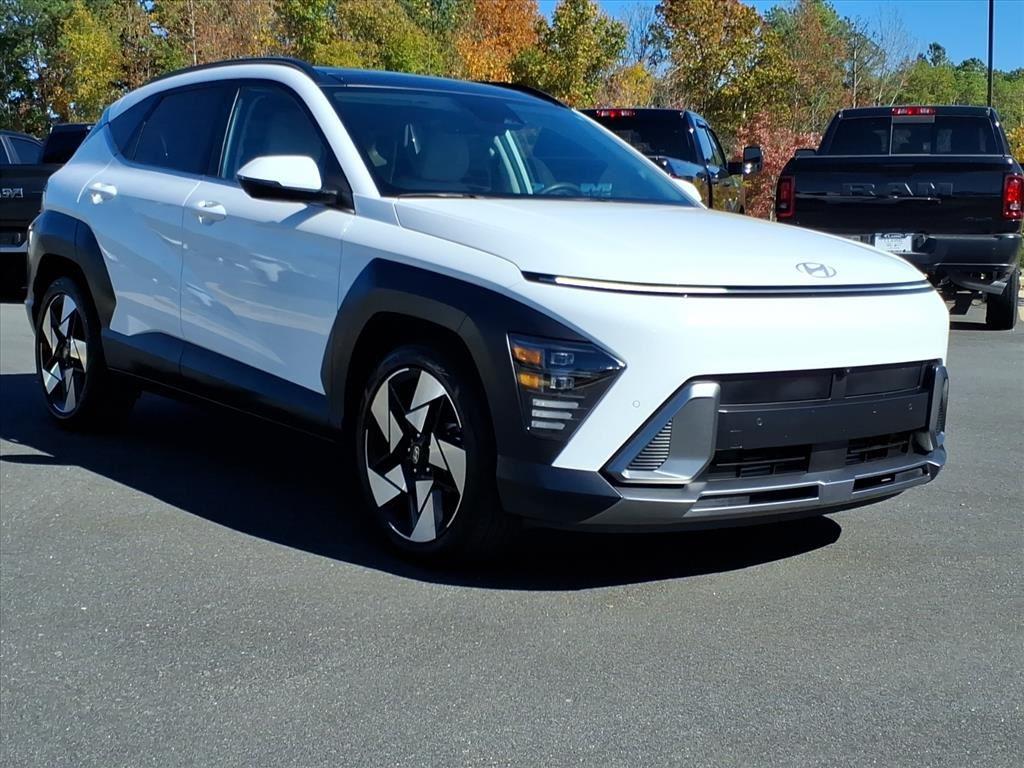 2024 Hyundai Kona Limited photo 3