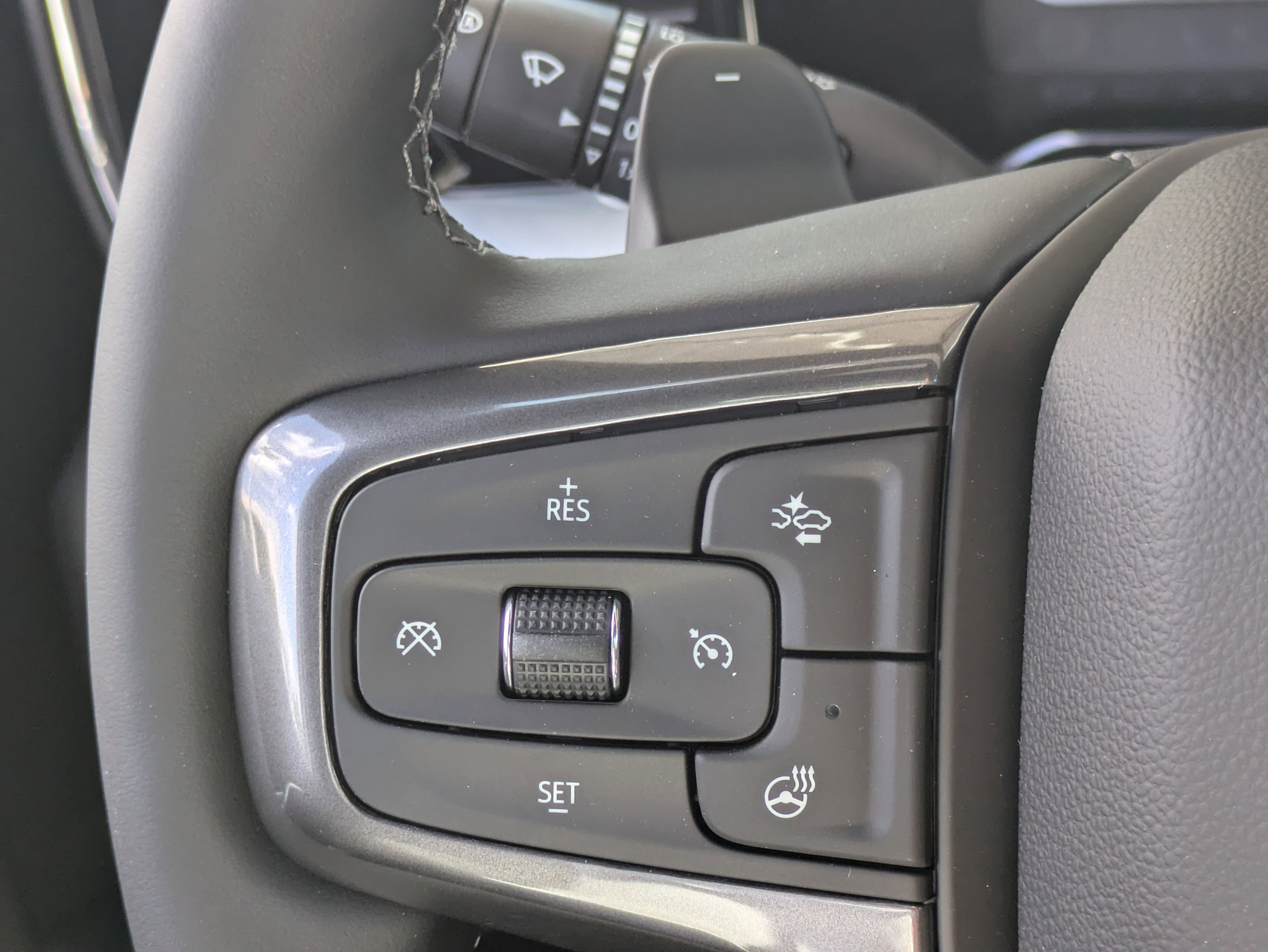 2026 Chevrolet Silverado 1500 High Country photo 3