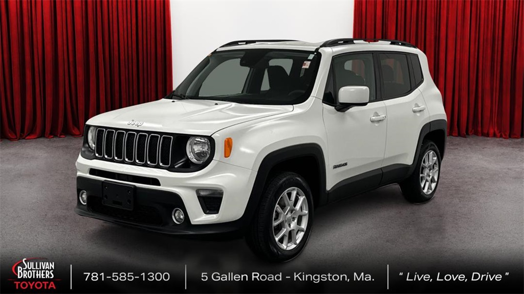 Used 2021 White Jeep Latitude image 1