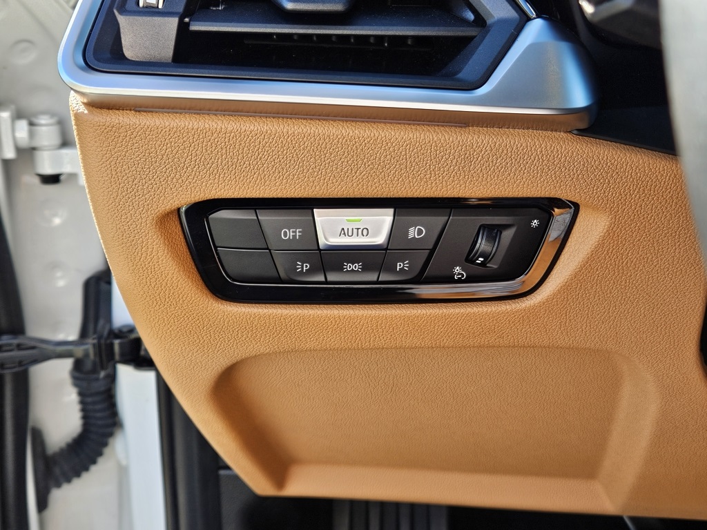 2022 Bmw 330i xDrive photo 28