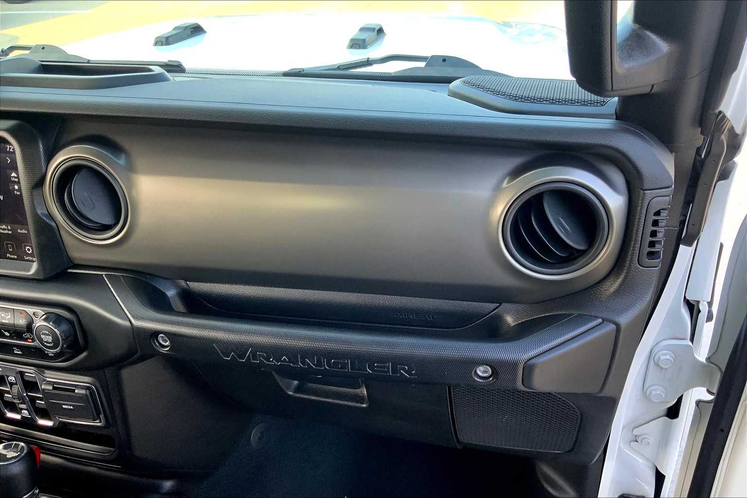 2023 Jeep Wrangler Sport S photo 16