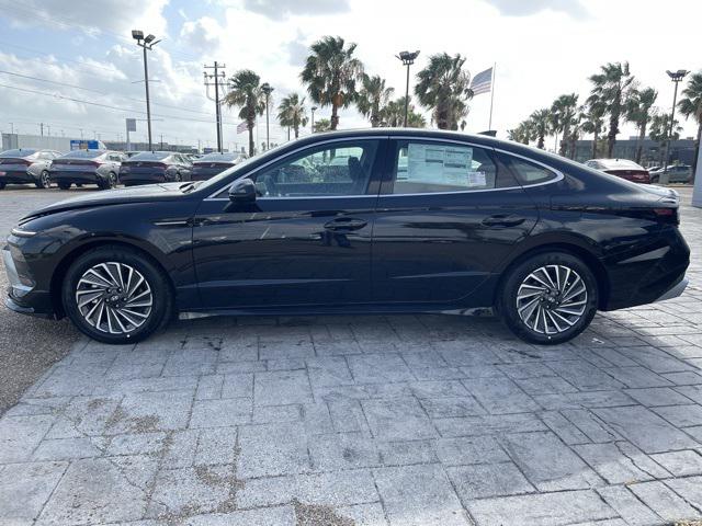 2025 Hyundai Sonata Hybrid SEL photo 4