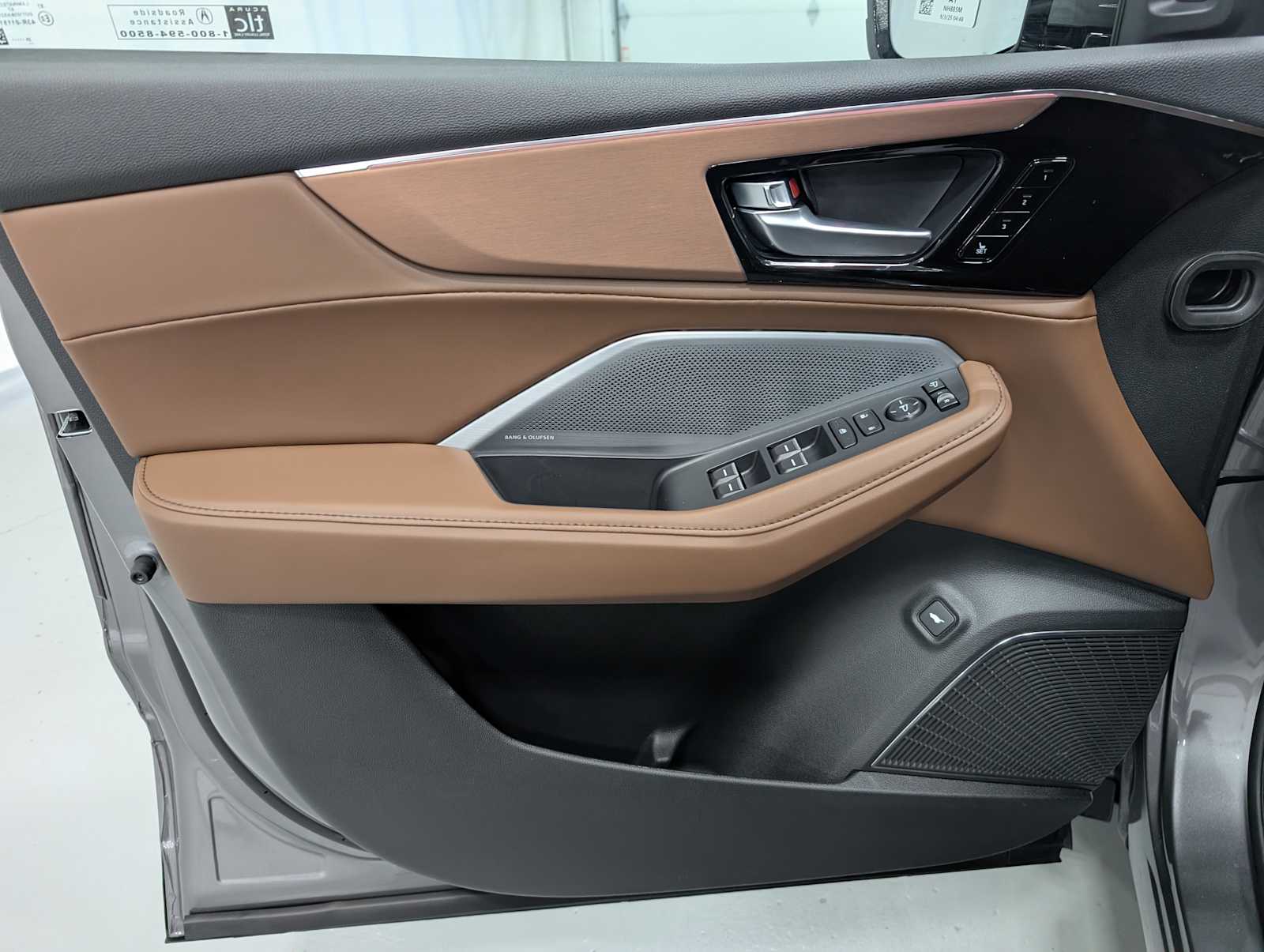 2026 Acura MDX SH-AWD Technology photo 37