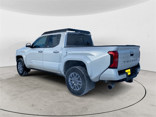2024 Toyota Tacoma Limited photo 3