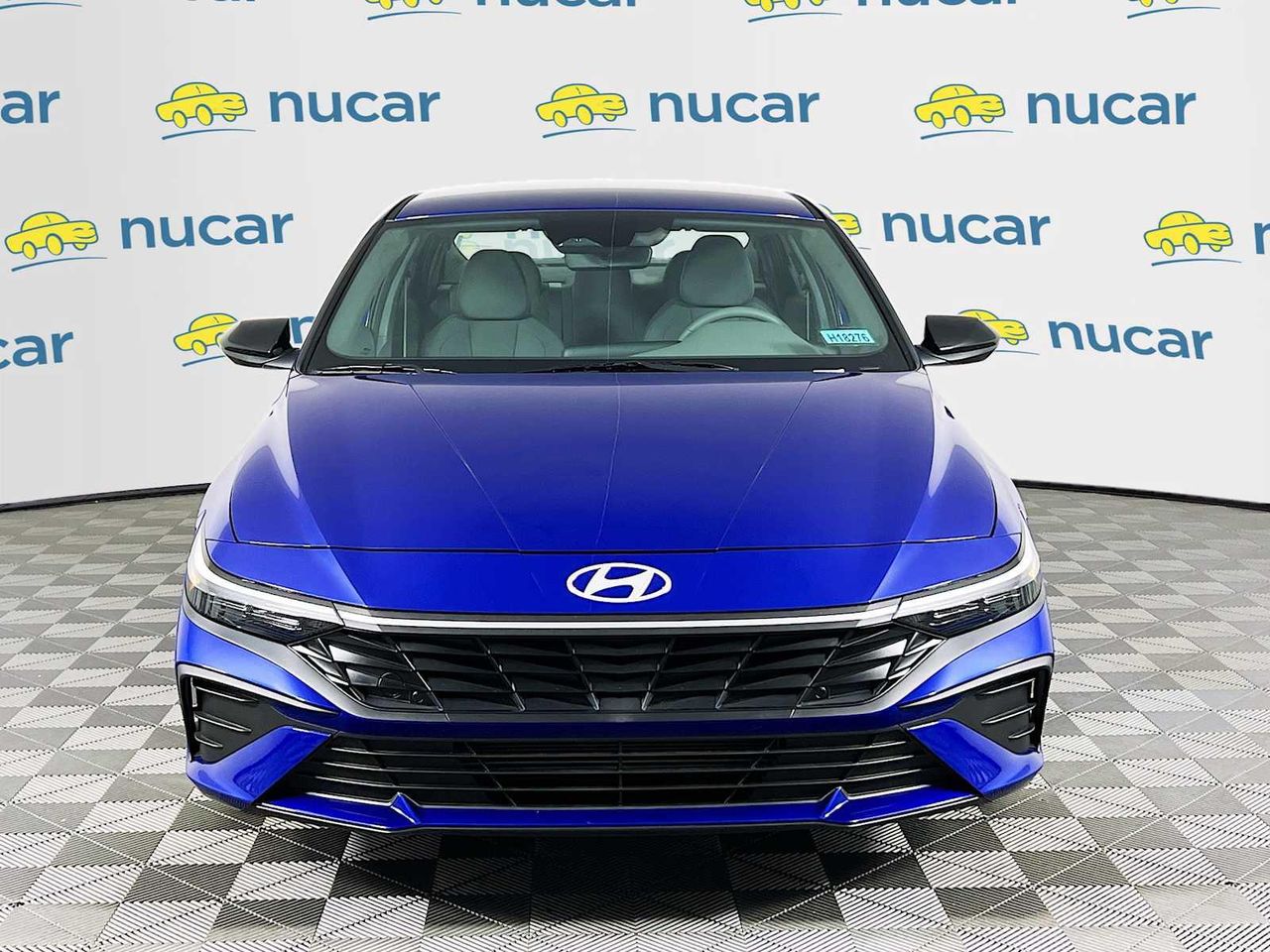 2025 Hyundai Elantra SEL Sport photo 2