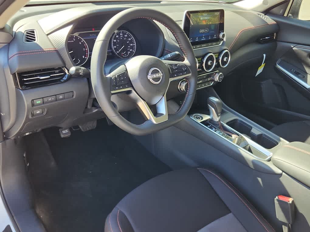 2025 Nissan Sentra SR photo 18