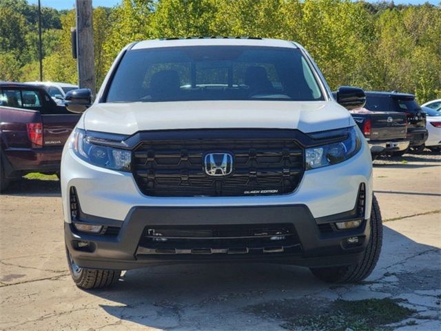 2025 Honda Ridgeline Black Edition photo 3