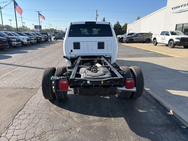 2026 Ram 4500 Tradesman photo 4