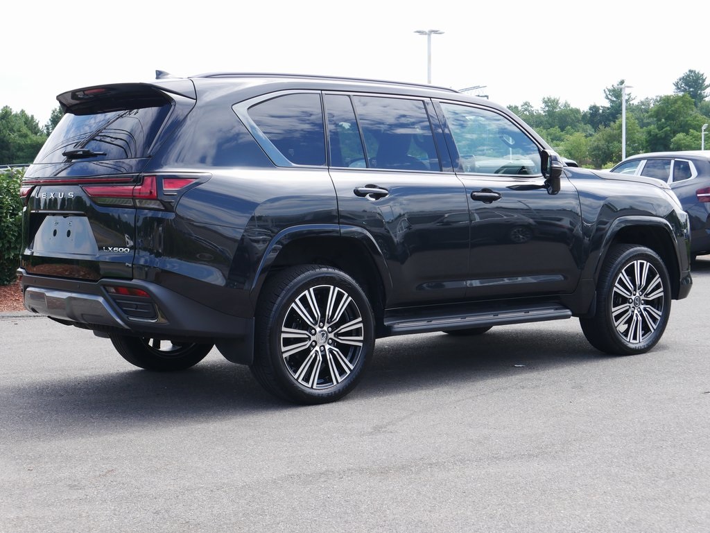 2024 Lexus LX 600 Luxury photo 7