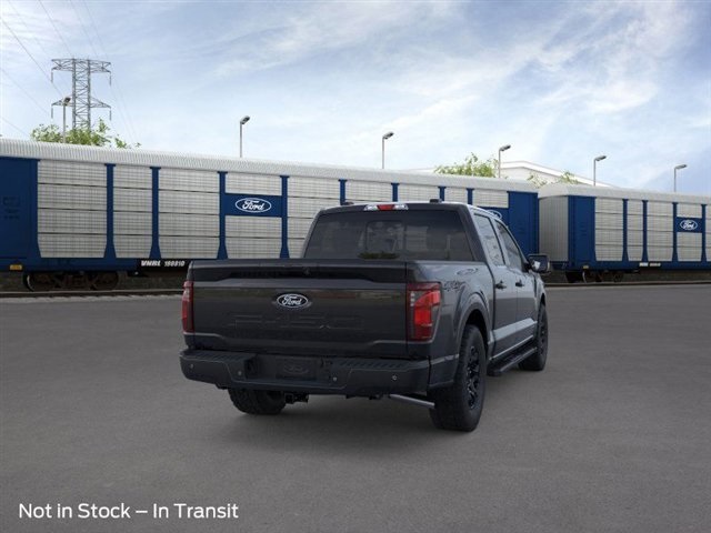 2025 Ford F-150 XLT photo 3