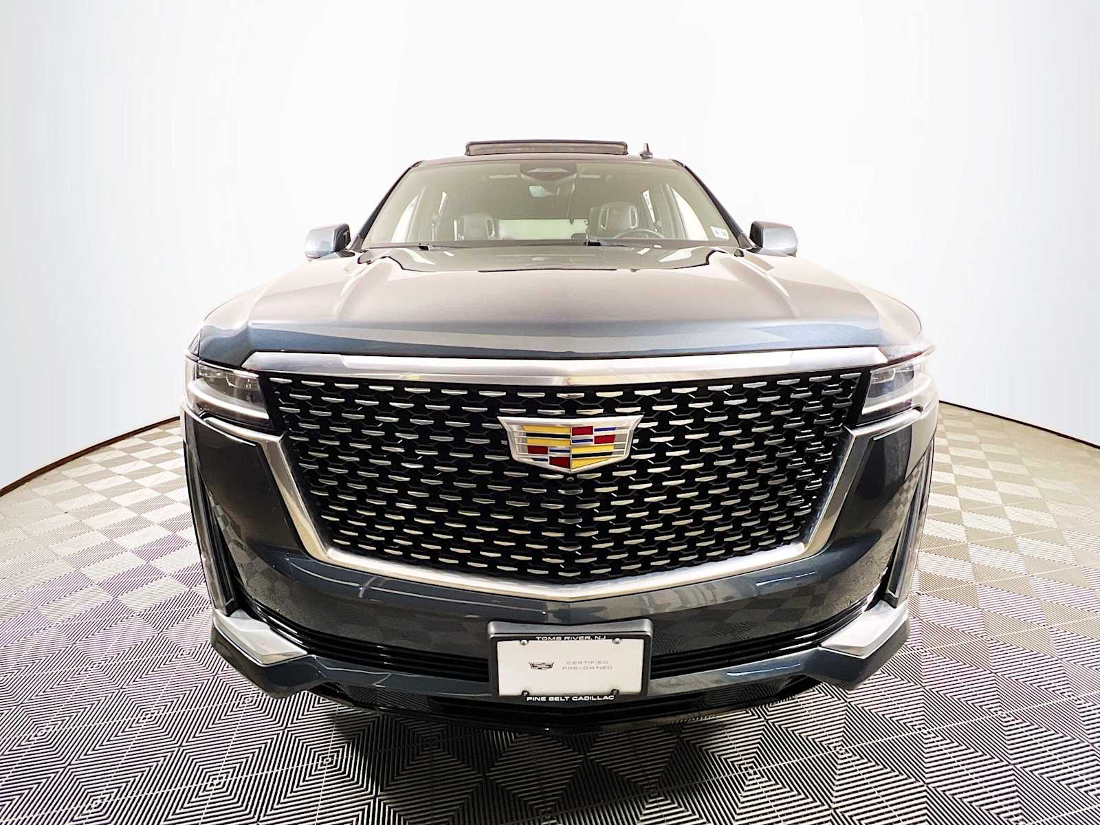 2021 Cadillac Escalade Premium Luxury photo 2