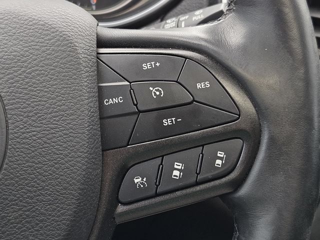 2019 Jeep Cherokee Trailhawk photo 9